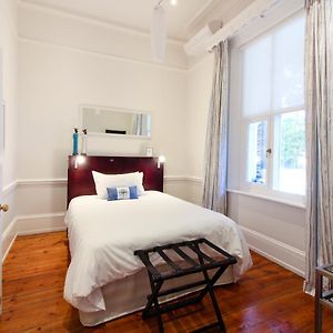 Chambre Budgétée Lit King-Size